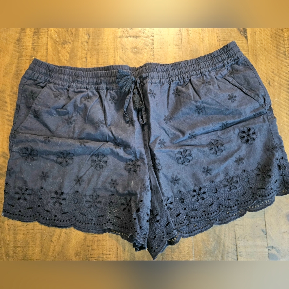 LOFT XL - Women's  Dark Blue Eyelet Cutout Hem Shorts